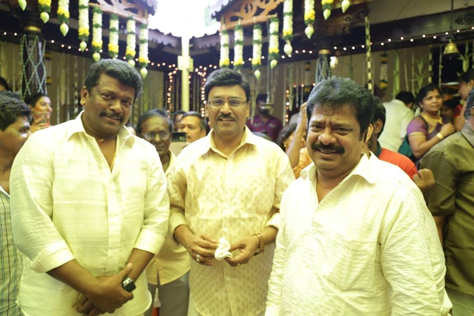 பாக்யராஜ் - பூர்ணிமா தம்பதியின் மகன் சாந்தனு - கீர்த்தி திருமண திருமண சிறப்பு ஆல்பம்! பாக்யராஜ் - பூர்ணிமா தம்பதியின் மகன் சாந்தனு - கீர்த்தி திருமண திருமண சிறப்பு ஆல்பம்!