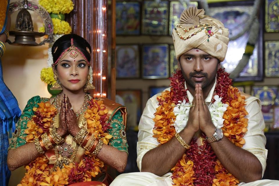 பாக்யராஜ் - பூர்ணிமா தம்பதியின் மகன் சாந்தனு - கீர்த்தி திருமண திருமண சிறப்பு ஆல்பம்! பாக்யராஜ் - பூர்ணிமா தம்பதியின் மகன் சாந்தனு - கீர்த்தி திருமண திருமண சிறப்பு ஆல்பம்!