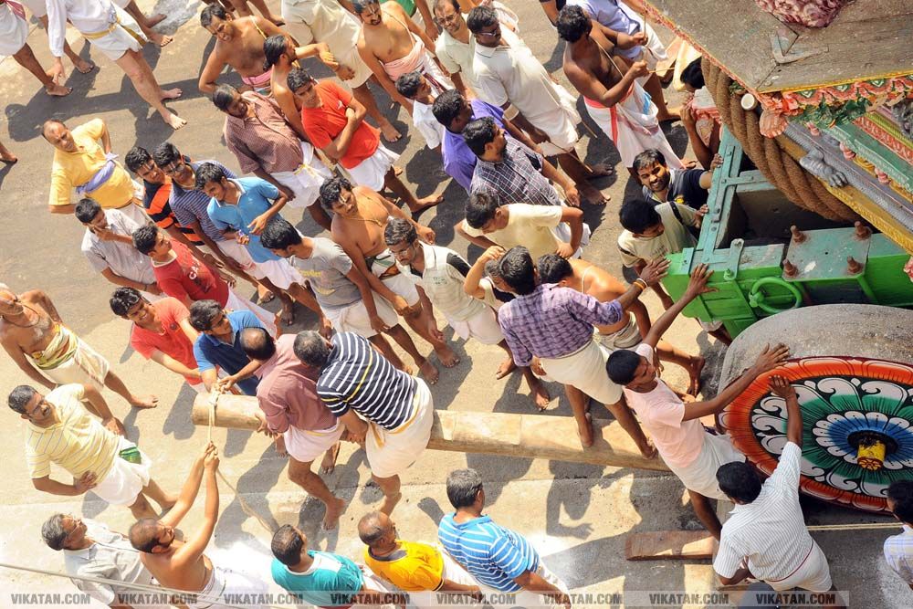 திருச்சி ஸ்ரீரங்கம் கோயில் பங்குனி தேர் திருவிழா! படங்கள் - என்.ஜி.மணிகண்டன் திருச்சி ஸ்ரீரங்கம் கோயில் பங்குனி தேர் திருவிழா! படங்கள் - என்.ஜி.மணிகண்டன்