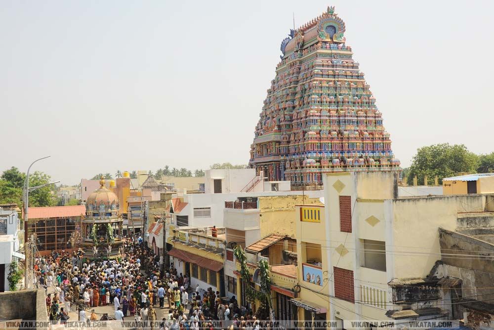 திருச்சி ஸ்ரீரங்கம் கோயில் பங்குனி தேர் திருவிழா! படங்கள் - என்.ஜி.மணிகண்டன் திருச்சி ஸ்ரீரங்கம் கோயில் பங்குனி தேர் திருவிழா! படங்கள் - என்.ஜி.மணிகண்டன்
