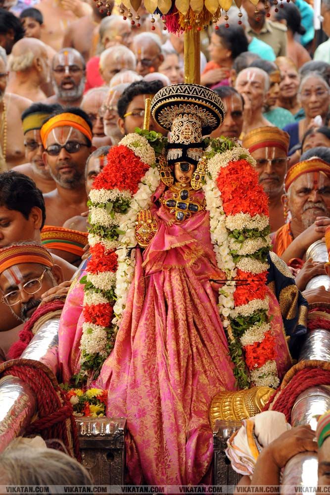 திருச்சி ஸ்ரீரங்கம் கோயில் பங்குனி தேர் திருவிழா! படங்கள் - என்.ஜி.மணிகண்டன் திருச்சி ஸ்ரீரங்கம் கோயில் பங்குனி தேர் திருவிழா! படங்கள் - என்.ஜி.மணிகண்டன்