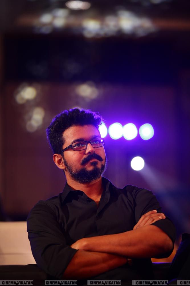 விஜய்யின் மெர்சலான எக்ஸ்ளூசிவ் போட்டோ ஆல்பம்..! #HBDMersalVijay விஜய்யின் மெர்சலான எக்ஸ்ளூசிவ் போட்டோ ஆல்பம்..! #HBDMersalVijay