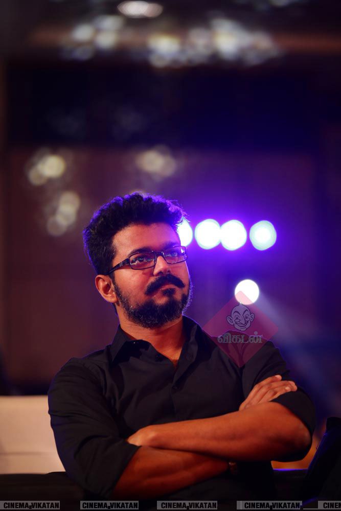 விஜய்யின் மெர்சலான எக்ஸ்ளூசிவ் போட்டோ ஆல்பம்..! #HBDMersalVijay விஜய்யின் மெர்சலான எக்ஸ்ளூசிவ் போட்டோ ஆல்பம்..! #HBDMersalVijay