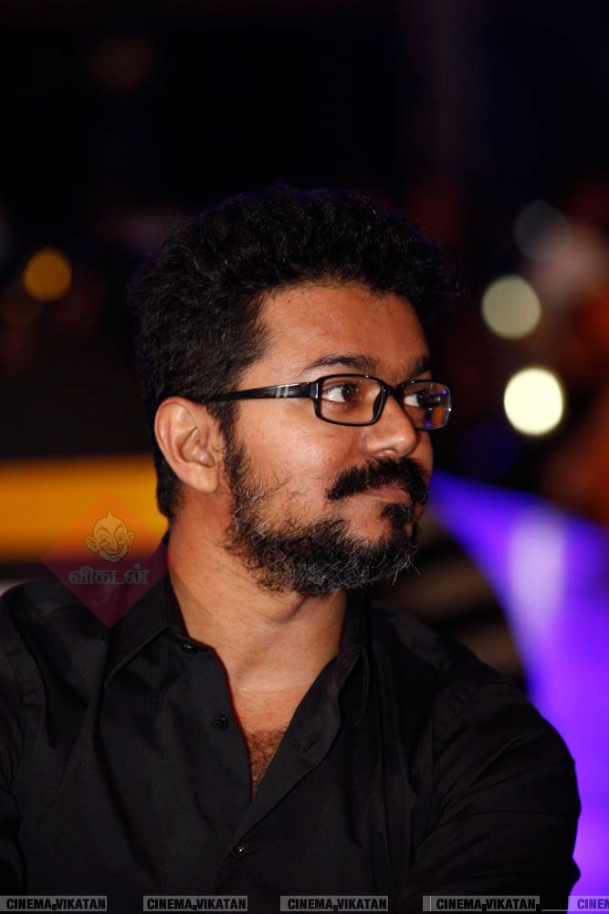 விஜய்யின் மெர்சலான எக்ஸ்ளூசிவ் போட்டோ ஆல்பம்..! #HBDMersalVijay விஜய்யின் மெர்சலான எக்ஸ்ளூசிவ் போட்டோ ஆல்பம்..! #HBDMersalVijay