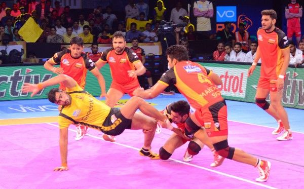 வைரலாகும் ராகுல் செளத்ரியின் லயன் ஜம்ப்... புரோ கபடி லீக் ஆல்பம்! வைரலாகும் ராகுல் செளத்ரியின் லயன் ஜம்ப்... புரோ கபடி லீக் ஆல்பம்!