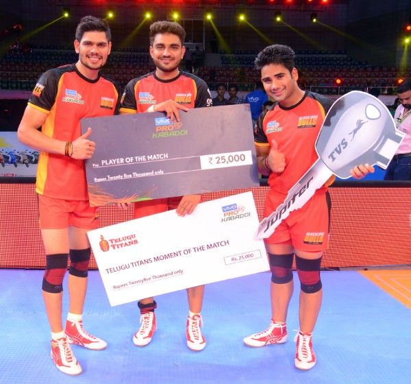 வைரலாகும் ராகுல் செளத்ரியின் லயன் ஜம்ப்... புரோ கபடி லீக் ஆல்பம்! வைரலாகும் ராகுல் செளத்ரியின் லயன் ஜம்ப்... புரோ கபடி லீக் ஆல்பம்!