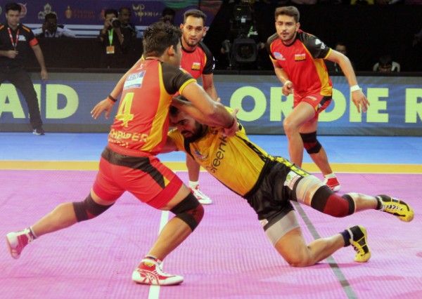 வைரலாகும் ராகுல் செளத்ரியின் லயன் ஜம்ப்... புரோ கபடி லீக் ஆல்பம்! வைரலாகும் ராகுல் செளத்ரியின் லயன் ஜம்ப்... புரோ கபடி லீக் ஆல்பம்!