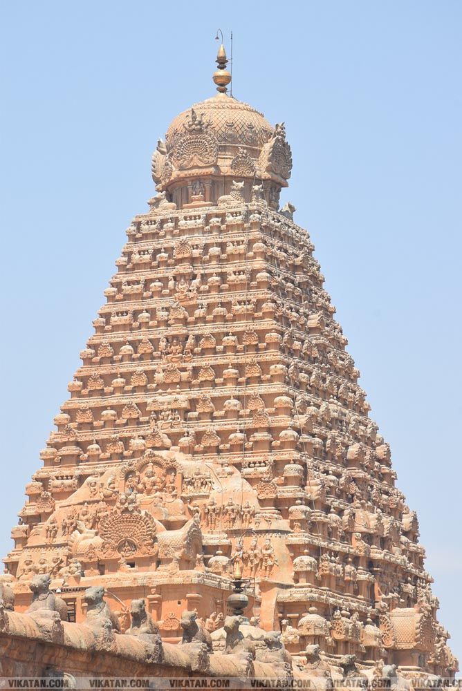 கறைபடியும் கோபுரம்... சிதையும் சிலைகள்... சேதமடையும் கல்வெட்டுகள்... பொலிவிழக்கும் தஞ்சை பெரியகோவில்..! படங்கள்: கே. குணசீலன் கறைபடியும் கோபுரம்... சிதையும் சிலைகள்... சேதமடையும் கல்வெட்டுகள்... பொலிவிழக்கும் தஞ்சை பெரியகோவில்..! படங்கள்: கே. குணசீலன்