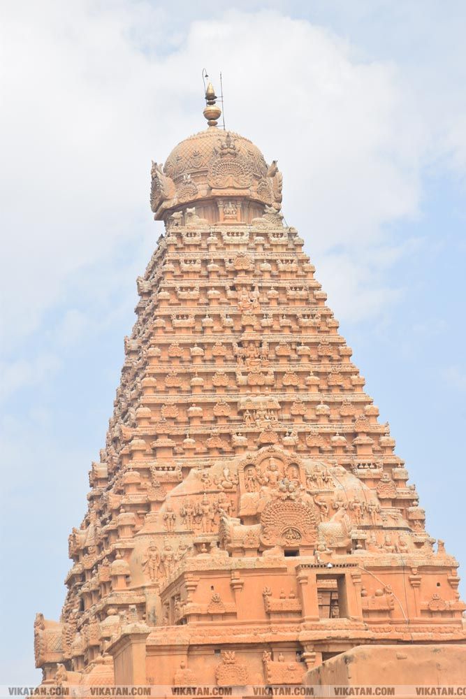 கறைபடியும் கோபுரம்... சிதையும் சிலைகள்... சேதமடையும் கல்வெட்டுகள்... பொலிவிழக்கும் தஞ்சை பெரியகோவில்..! படங்கள்: கே. குணசீலன் கறைபடியும் கோபுரம்... சிதையும் சிலைகள்... சேதமடையும் கல்வெட்டுகள்... பொலிவிழக்கும் தஞ்சை பெரியகோவில்..! படங்கள்: கே. குணசீலன்