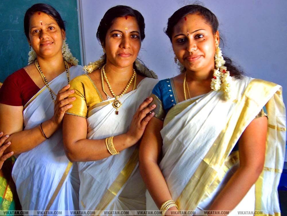 கன்னியாகுமரி மாவட்டம் நாகர்கோவில் குமரி மெட்ரிக் மேல்நிலைப்பள்ளியில் அத்தப்பூ கோலமிட்டு ஓணம் பண்டிகை கொண்டாட்டம்... படங்கள் - ரா.ராம்குமார் கன்னியாகுமரி மாவட்டம் நாகர்கோவில் குமரி மெட்ரிக் மேல்நிலைப்பள்ளியில் அத்தப்பூ கோலமிட்டு ஓணம் பண்டிகை கொண்டாட்டம்... படங்கள் - ரா.ராம்குமார்