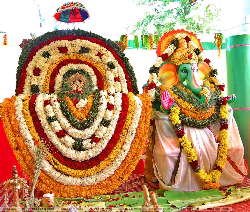 கன்னியாகுமரி மாவட்டம் நாகர்கோவில் குமரி மெட்ரிக் மேல்நிலைப்பள்ளியில் அத்தப்பூ கோலமிட்டு ஓணம் பண்டிகை கொண்டாட்டம்... படங்கள் - ரா.ராம்குமார் கன்னியாகுமரி மாவட்டம் நாகர்கோவில் குமரி மெட்ரிக் மேல்நிலைப்பள்ளியில் அத்தப்பூ கோலமிட்டு ஓணம் பண்டிகை கொண்டாட்டம்... படங்கள் - ரா.ராம்குமார்