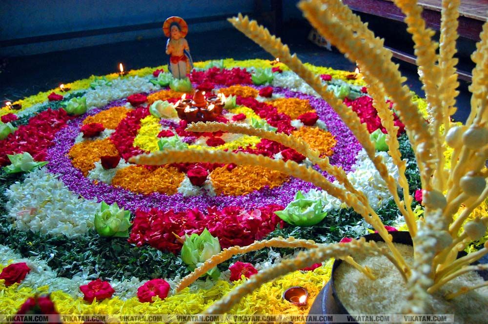 கன்னியாகுமரி மாவட்டம் நாகர்கோவில் குமரி மெட்ரிக் மேல்நிலைப்பள்ளியில் அத்தப்பூ கோலமிட்டு ஓணம் பண்டிகை கொண்டாட்டம்... படங்கள் - ரா.ராம்குமார் கன்னியாகுமரி மாவட்டம் நாகர்கோவில் குமரி மெட்ரிக் மேல்நிலைப்பள்ளியில் அத்தப்பூ கோலமிட்டு ஓணம் பண்டிகை கொண்டாட்டம்... படங்கள் - ரா.ராம்குமார்