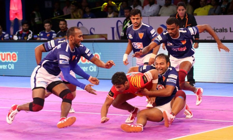தெலுங்கு டைட்டன்ஸ் ஹாட்ரிக் தோல்வி, ராகுல் சவுதரிக்கு லைக்ஸ் அள்ளியது, 'பாயின்ட் வரட்டும்' என காத்திருந்து டெல்லி தோற்றது..! #ProKabaddi தெலுங்கு டைட்டன்ஸ் ஹாட்ரிக் தோல்வி, ராகுல் சவுதரிக்கு லைக்ஸ் அள்ளியது, 'பாயின்ட் வரட்டும்' என காத்திருந்து டெல்லி தோற்றது..! #ProKabaddi