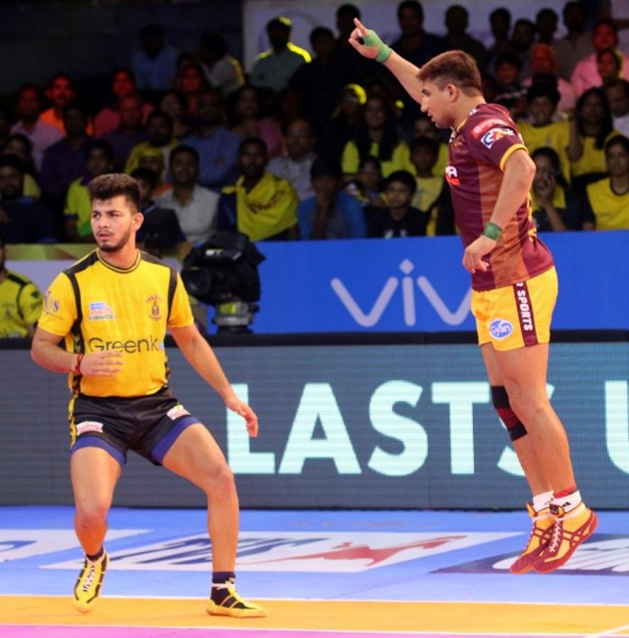 தெலுங்கு டைட்டன்ஸ் ஹாட்ரிக் தோல்வி, ராகுல் சவுதரிக்கு லைக்ஸ் அள்ளியது, 'பாயின்ட் வரட்டும்' என காத்திருந்து டெல்லி தோற்றது..! #ProKabaddi தெலுங்கு டைட்டன்ஸ் ஹாட்ரிக் தோல்வி, ராகுல் சவுதரிக்கு லைக்ஸ் அள்ளியது, 'பாயின்ட் வரட்டும்' என காத்திருந்து டெல்லி தோற்றது..! #ProKabaddi