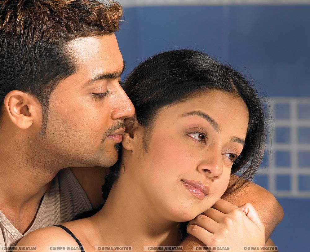 சூர்யா - ஜோதிகாவின் எவர்க்ரீன் காதல் புகைப்படங்கள்..! #HappyWeddingAnniversarySuriyaJo சூர்யா - ஜோதிகாவின் எவர்க்ரீன் காதல் புகைப்படங்கள்..! #HappyWeddingAnniversarySuriyaJo