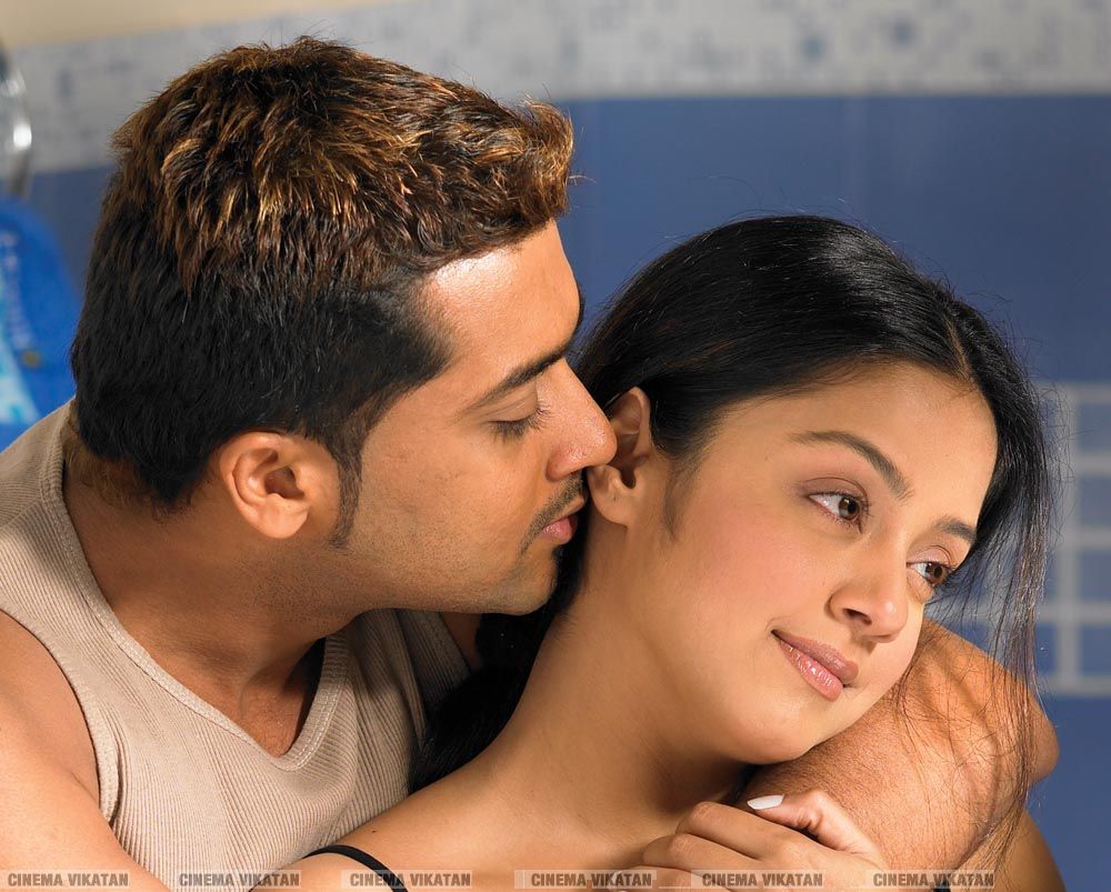 சூர்யா - ஜோதிகாவின் எவர்க்ரீன் காதல் புகைப்படங்கள்..! #HappyWeddingAnniversarySuriyaJo சூர்யா - ஜோதிகாவின் எவர்க்ரீன் காதல் புகைப்படங்கள்..! #HappyWeddingAnniversarySuriyaJo