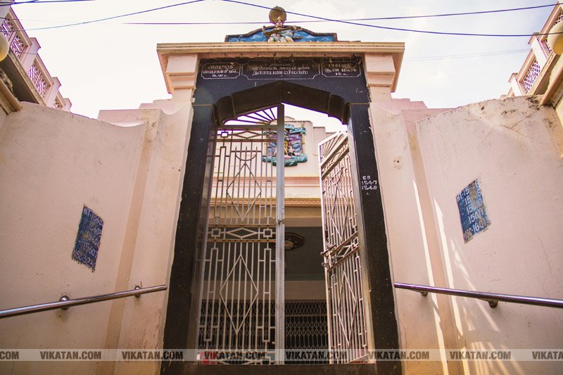 காரைக்குடியின் அடையாளம், ஆயிரம் ஜன்னல் வீடு.. சிறப்பு புகைப்படத் தொகுப்பு... க.மீனாட்சி காரைக்குடியின் அடையாளம், ஆயிரம் ஜன்னல் வீடு.. சிறப்பு புகைப்படத் தொகுப்பு... க.மீனாட்சி