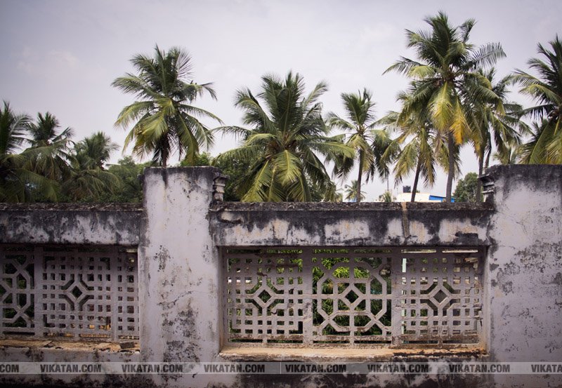 காரைக்குடியின் அடையாளம், ஆயிரம் ஜன்னல் வீடு.. சிறப்பு புகைப்படத் தொகுப்பு... க.மீனாட்சி காரைக்குடியின் அடையாளம், ஆயிரம் ஜன்னல் வீடு.. சிறப்பு புகைப்படத் தொகுப்பு... க.மீனாட்சி