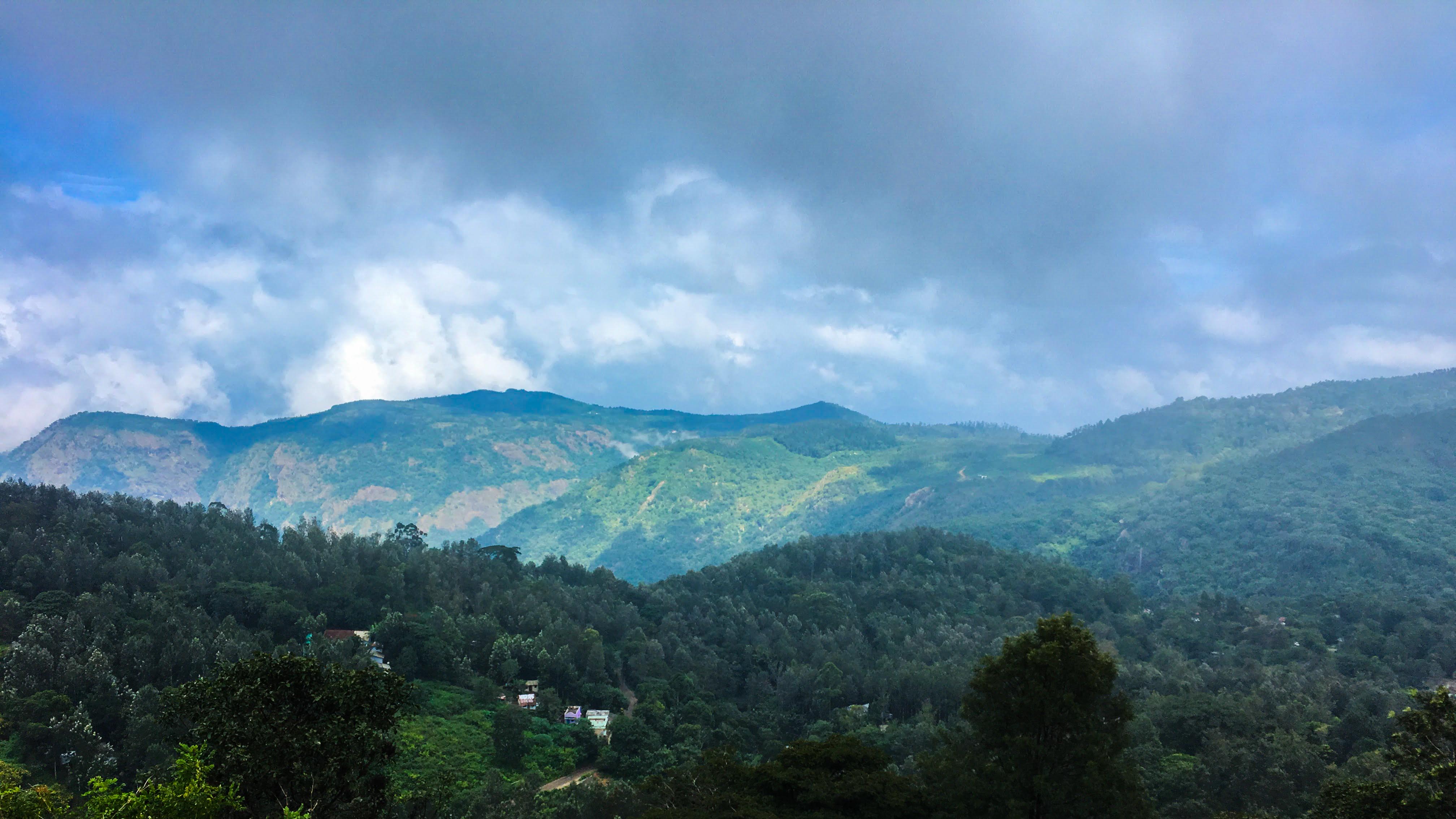 காடுகள் மலைகள் தேவன் கலைகள்... ஏழைகளின் ஊட்டி ஏற்காடு! #PhotoAlbum - படங்கள்: இ.ராஜ விபீஷிகா காடுகள் மலைகள் தேவன் கலைகள்... ஏழைகளின் ஊட்டி ஏற்காடு! #PhotoAlbum - படங்கள்: இ.ராஜ விபீஷிகா