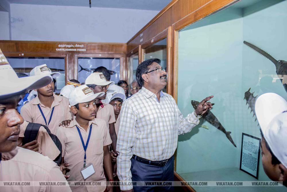 புதுக்கோட்டையில் ஏழை எளிய மாணவர்களுக்கான சுற்றுலா விழிப்புணர்வு நிகழ்வு ஒரு நாள் சுற்றுலா படங்கள் - அரவிந்த்.எம் புதுக்கோட்டையில் ஏழை எளிய மாணவர்களுக்கான சுற்றுலா விழிப்புணர்வு நிகழ்வு ஒரு நாள் சுற்றுலா படங்கள் - அரவிந்த்.எம்
