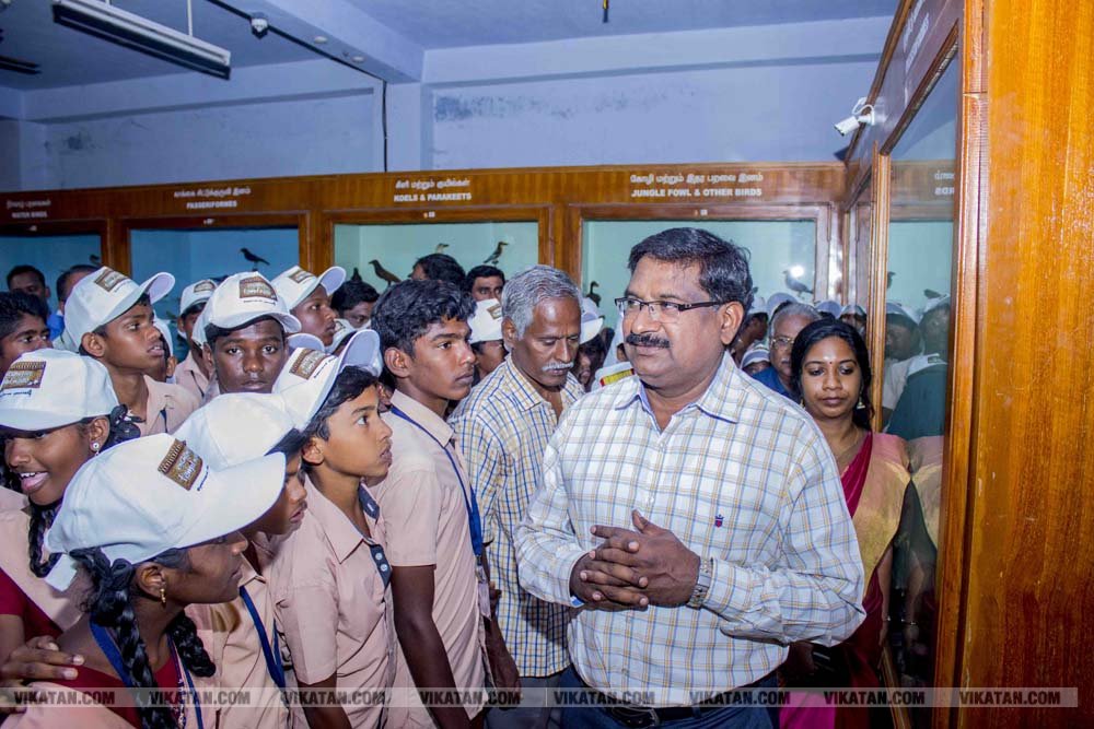 புதுக்கோட்டையில் ஏழை எளிய மாணவர்களுக்கான சுற்றுலா விழிப்புணர்வு நிகழ்வு ஒரு நாள் சுற்றுலா படங்கள் - அரவிந்த்.எம் புதுக்கோட்டையில் ஏழை எளிய மாணவர்களுக்கான சுற்றுலா விழிப்புணர்வு நிகழ்வு ஒரு நாள் சுற்றுலா படங்கள் - அரவிந்த்.எம்