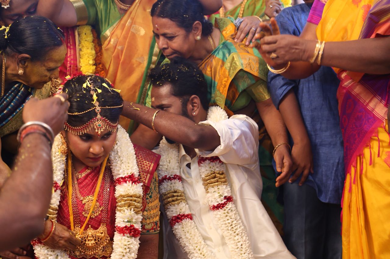 நடிகர் ரமேஷ் திலக் - ஆர்.ஜே.நவலட்சுமி திருமண ஆல்பம்..! நடிகர் ரமேஷ் திலக் - ஆர்.ஜே.நவலட்சுமி திருமண ஆல்பம்..!