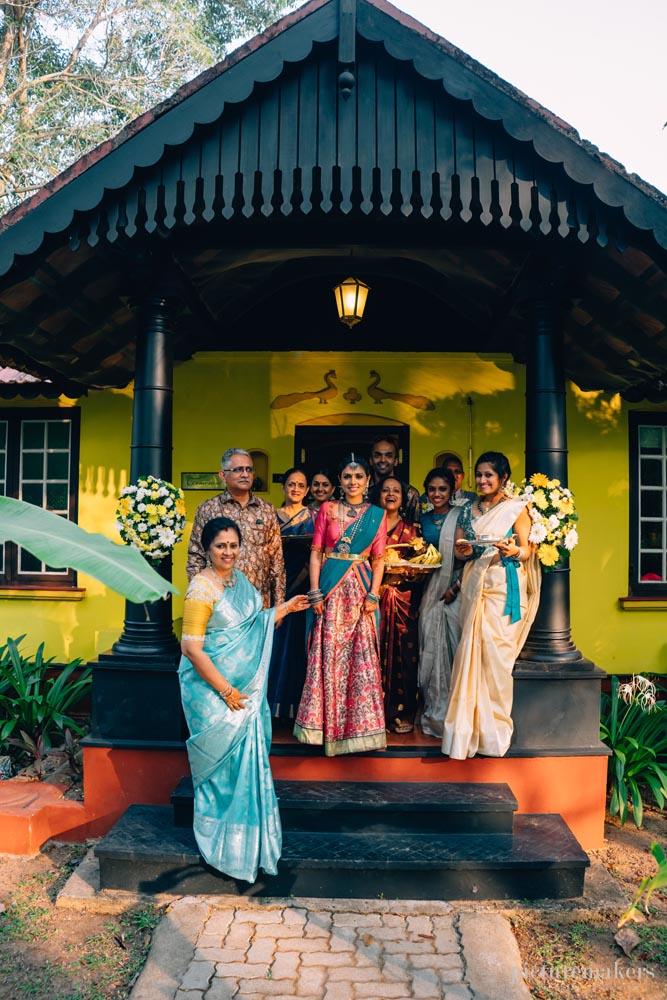 லட்சுமி ராமகிருஷ்ணன் மகள் திருமண ஆல்பம்..! லட்சுமி ராமகிருஷ்ணன் மகள் திருமண ஆல்பம்..!