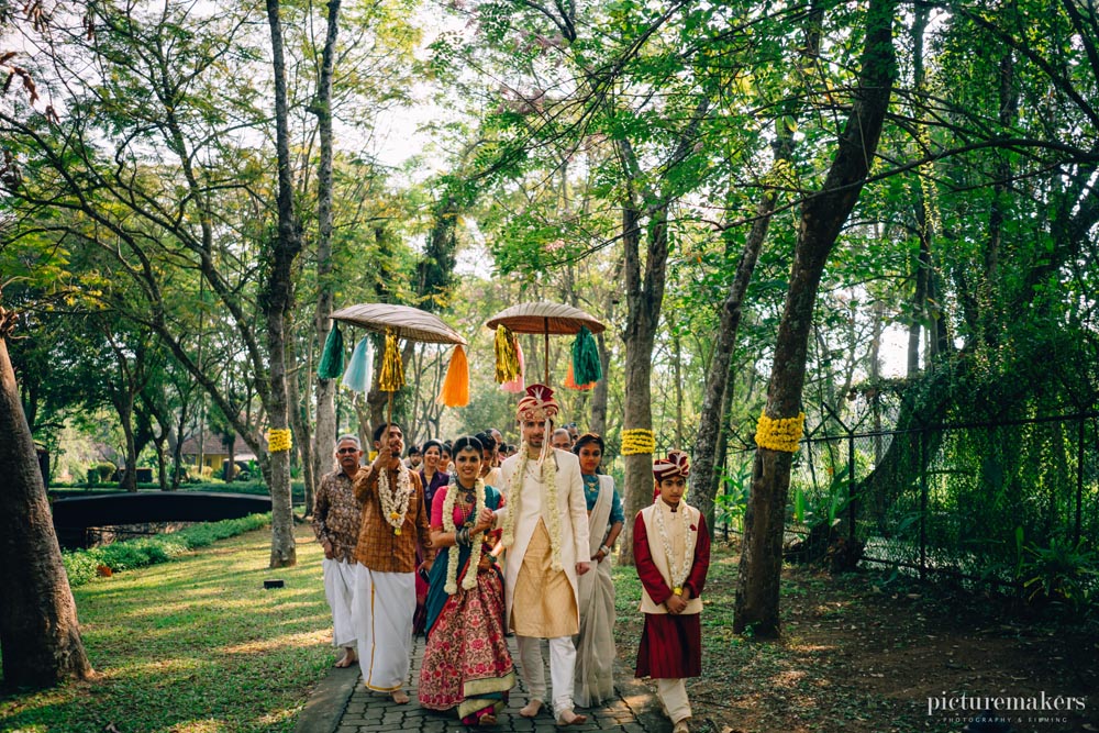 லட்சுமி ராமகிருஷ்ணன் மகள் திருமண ஆல்பம்..! லட்சுமி ராமகிருஷ்ணன் மகள் திருமண ஆல்பம்..!