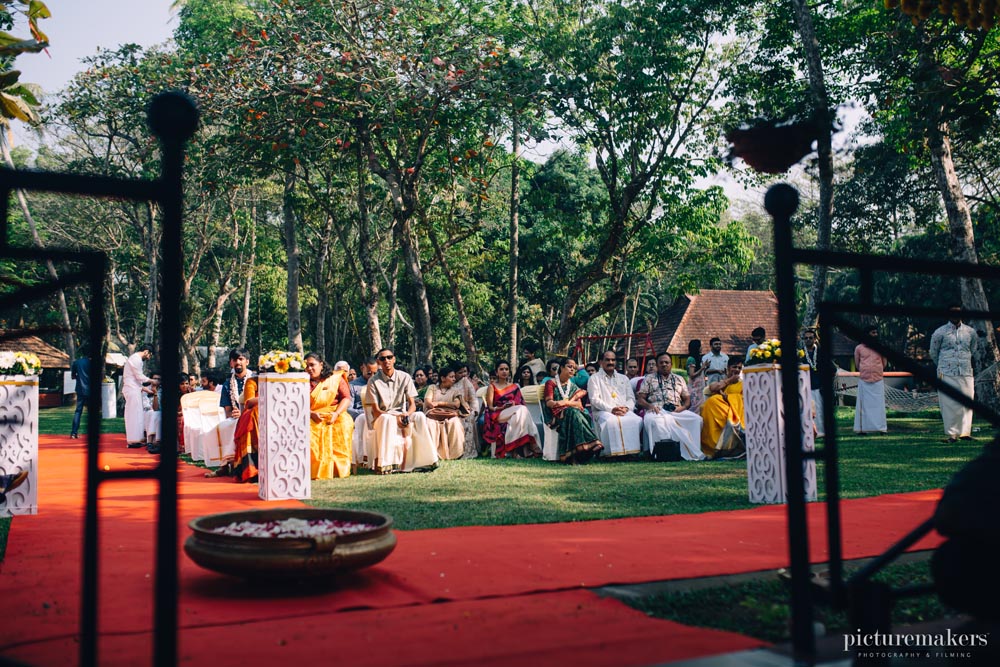 லட்சுமி ராமகிருஷ்ணன் மகள் திருமண ஆல்பம்..! லட்சுமி ராமகிருஷ்ணன் மகள் திருமண ஆல்பம்..!