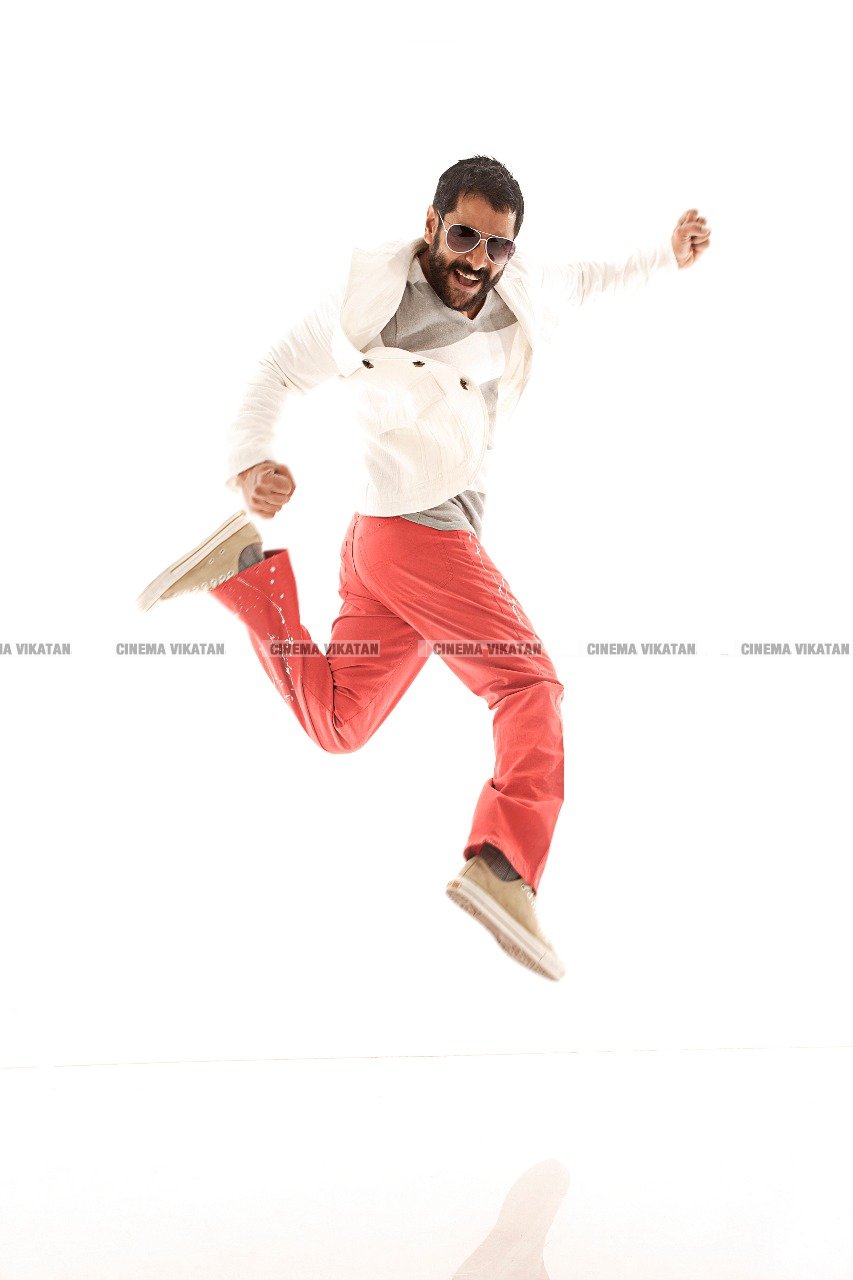 போட்டோ ஷூட் வித் விக்ரம் - ஜி.வெங்கட்ராமின் க்ளாசிக் க்ளிக்ஸ் பகுதி 4 போட்டோ ஷூட் வித் விக்ரம் - ஜி.வெங்கட்ராமின் க்ளாசிக் க்ளிக்ஸ் பகுதி 4