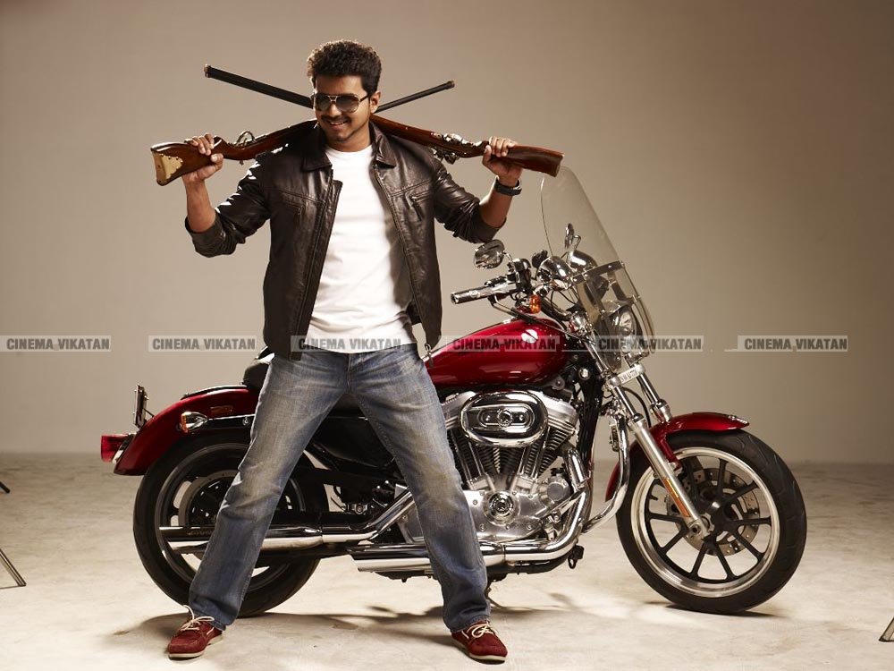 போட்டோ ஷூட் வித் விஜய் - ஜி.வெங்கட்ராமின் க்ளாசிக் க்ளிக்ஸ்..! போட்டோ ஷூட் வித் விஜய் - ஜி.வெங்கட்ராமின் க்ளாசிக் க்ளிக்ஸ்..!
