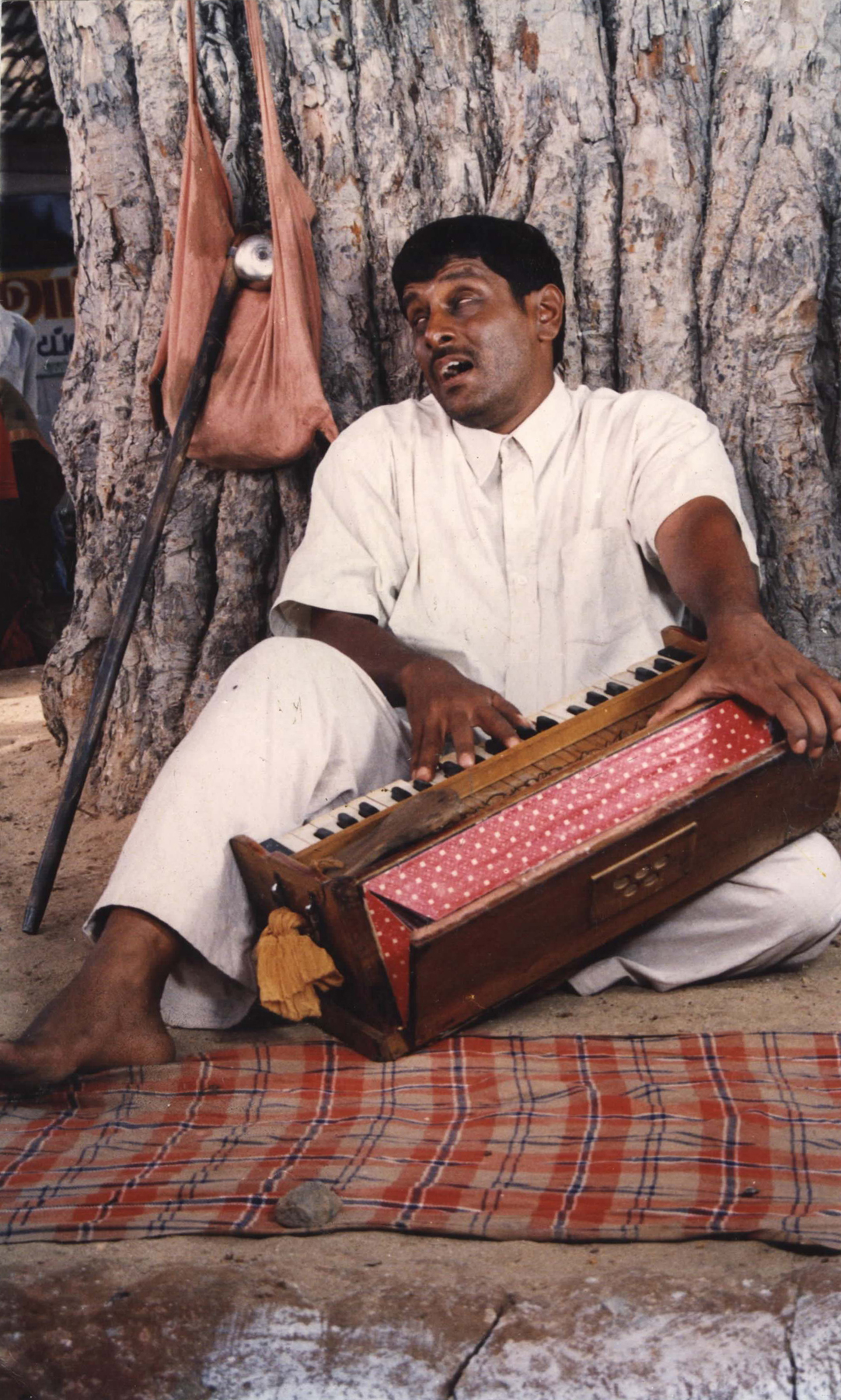 ’சேது’ முதல் ‘துருவ நட்சத்திரம்’ வரை..! - விக்ரமின் வித்தியாசமான கெட்டப்ஸ்! #HBDVikram ’சேது’ முதல் ‘துருவ நட்சத்திரம்’ வரை..! - விக்ரமின் வித்தியாசமான கெட்டப்ஸ்! #HBDVikram