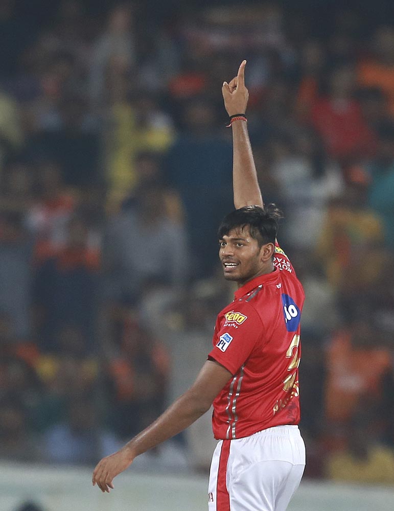 பஞ்சாப் பரிதாபங்கள்... சன்ரைசர்ஸின் வின்னிங் மொமன்ட்ஸ்! #SRHvKXIP பஞ்சாப் பரிதாபங்கள்... சன்ரைசர்ஸின் வின்னிங் மொமன்ட்ஸ்! #SRHvKXIP