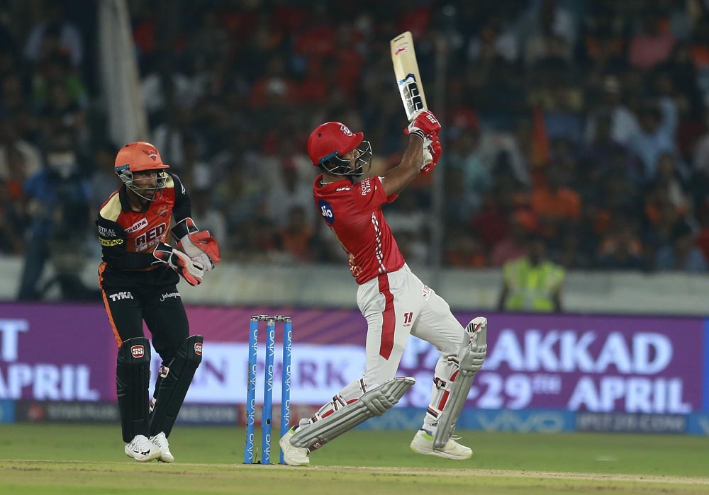 பஞ்சாப் பரிதாபங்கள்... சன்ரைசர்ஸின் வின்னிங் மொமன்ட்ஸ்! #SRHvKXIP பஞ்சாப் பரிதாபங்கள்... சன்ரைசர்ஸின் வின்னிங் மொமன்ட்ஸ்! #SRHvKXIP