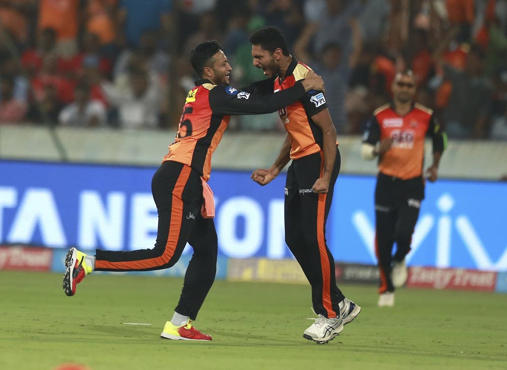 பஞ்சாப் பரிதாபங்கள்... சன்ரைசர்ஸின் வின்னிங் மொமன்ட்ஸ்! #SRHvKXIP பஞ்சாப் பரிதாபங்கள்... சன்ரைசர்ஸின் வின்னிங் மொமன்ட்ஸ்! #SRHvKXIP