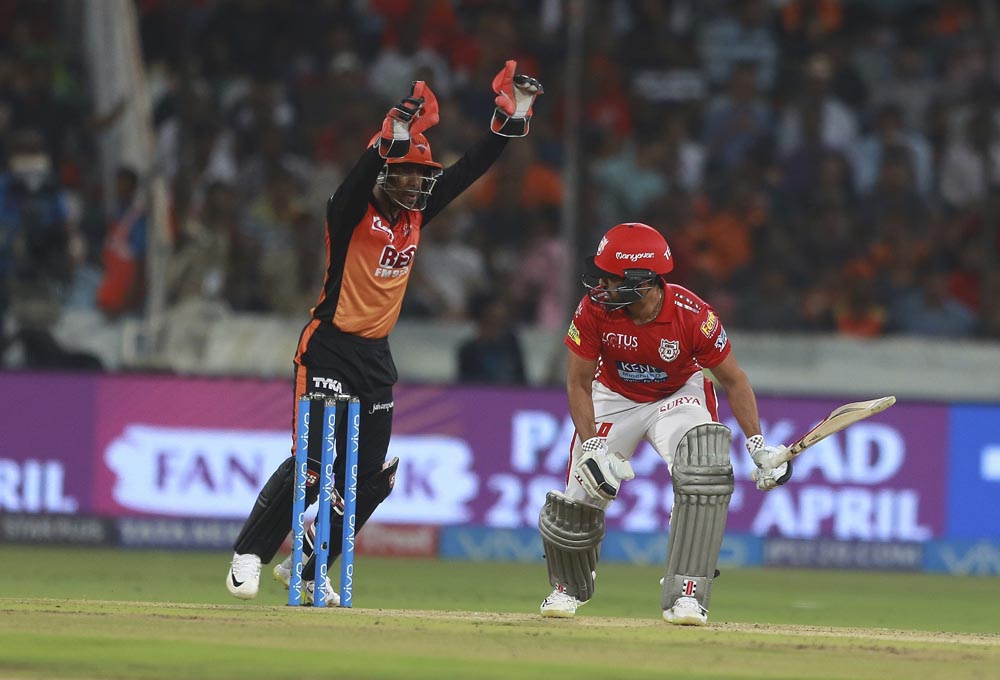 பஞ்சாப் பரிதாபங்கள்... சன்ரைசர்ஸின் வின்னிங் மொமன்ட்ஸ்! #SRHvKXIP பஞ்சாப் பரிதாபங்கள்... சன்ரைசர்ஸின் வின்னிங் மொமன்ட்ஸ்! #SRHvKXIP
