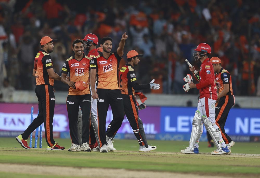 பஞ்சாப் பரிதாபங்கள்... சன்ரைசர்ஸின் வின்னிங் மொமன்ட்ஸ்! #SRHvKXIP பஞ்சாப் பரிதாபங்கள்... சன்ரைசர்ஸின் வின்னிங் மொமன்ட்ஸ்! #SRHvKXIP