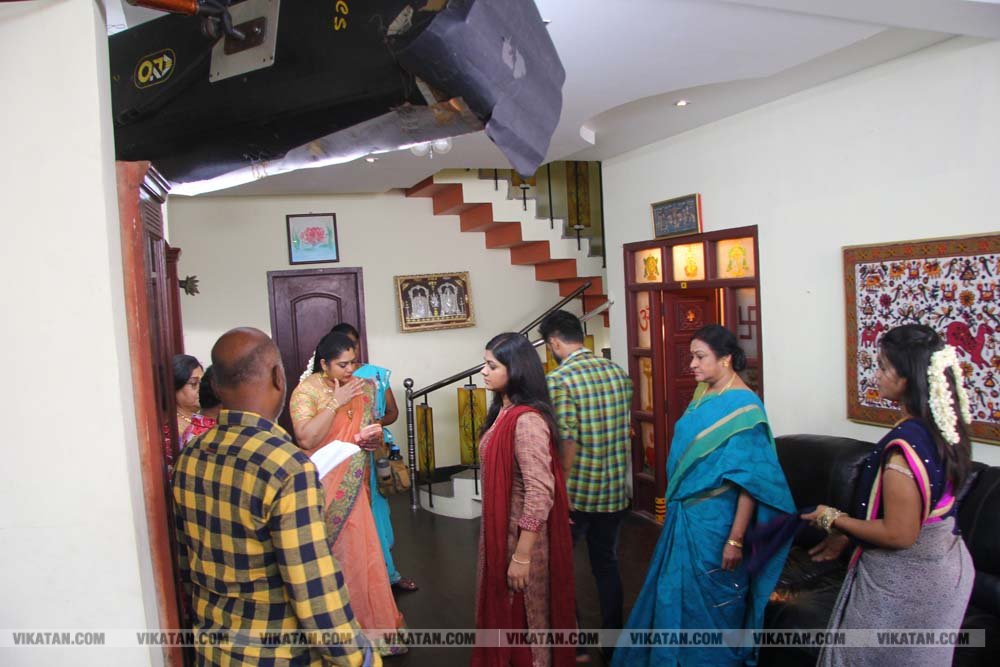 பூவே பூச்சூடவா ஷூட்டிங் ஸ்பாட் ஸ்டில்ஸ்... படங்கள் - அசோக்குமார்.தே பூவே பூச்சூடவா ஷூட்டிங் ஸ்பாட் ஸ்டில்ஸ்... படங்கள் - அசோக்குமார்.தே