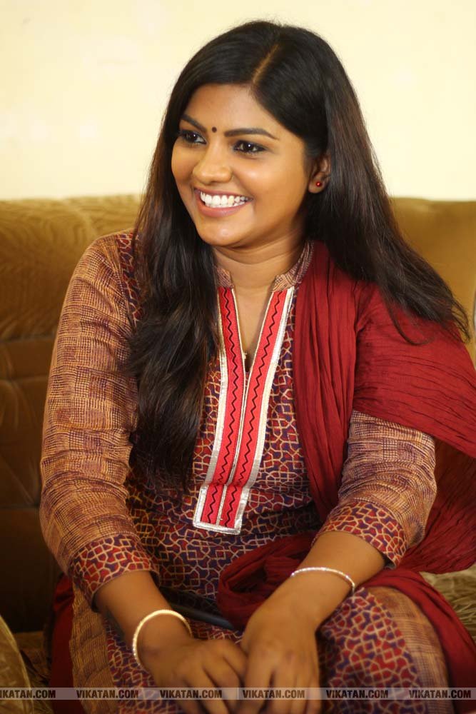பூவே பூச்சூடவா ஷூட்டிங் ஸ்பாட் ஸ்டில்ஸ்... படங்கள் - அசோக்குமார்.தே பூவே பூச்சூடவா ஷூட்டிங் ஸ்பாட் ஸ்டில்ஸ்... படங்கள் - அசோக்குமார்.தே