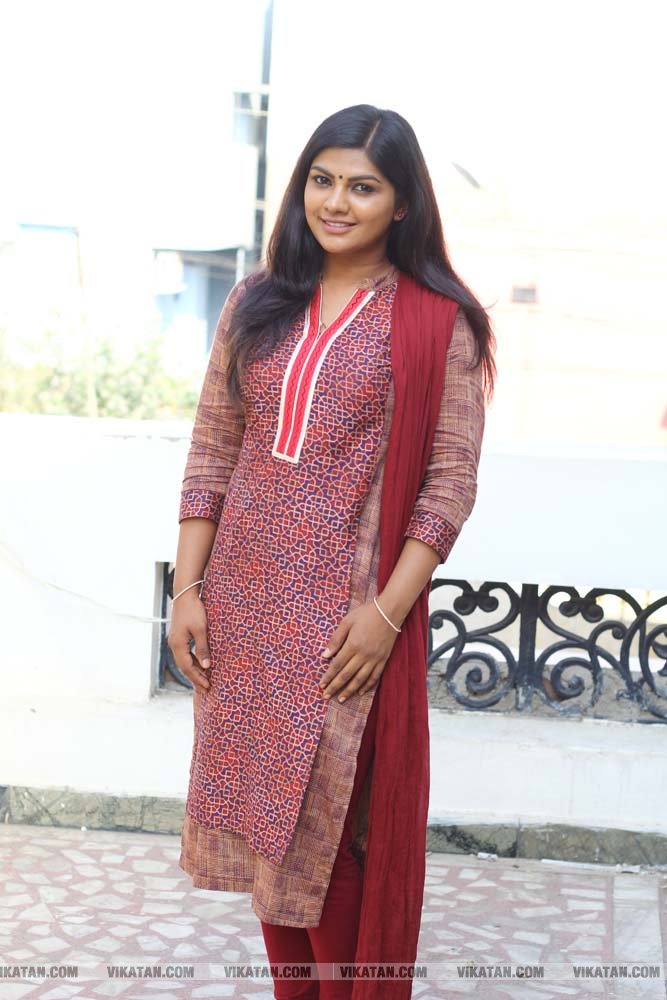 பூவே பூச்சூடவா ஷூட்டிங் ஸ்பாட் ஸ்டில்ஸ்... படங்கள் - அசோக்குமார்.தே பூவே பூச்சூடவா ஷூட்டிங் ஸ்பாட் ஸ்டில்ஸ்... படங்கள் - அசோக்குமார்.தே