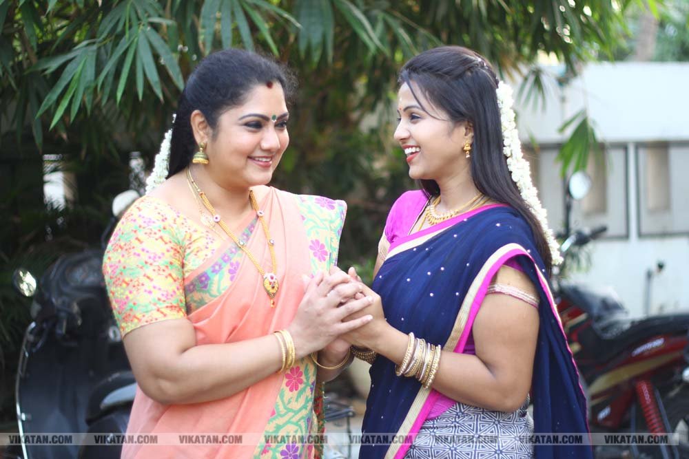 பூவே பூச்சூடவா ஷூட்டிங் ஸ்பாட் ஸ்டில்ஸ்... படங்கள் - அசோக்குமார்.தே பூவே பூச்சூடவா ஷூட்டிங் ஸ்பாட் ஸ்டில்ஸ்... படங்கள் - அசோக்குமார்.தே