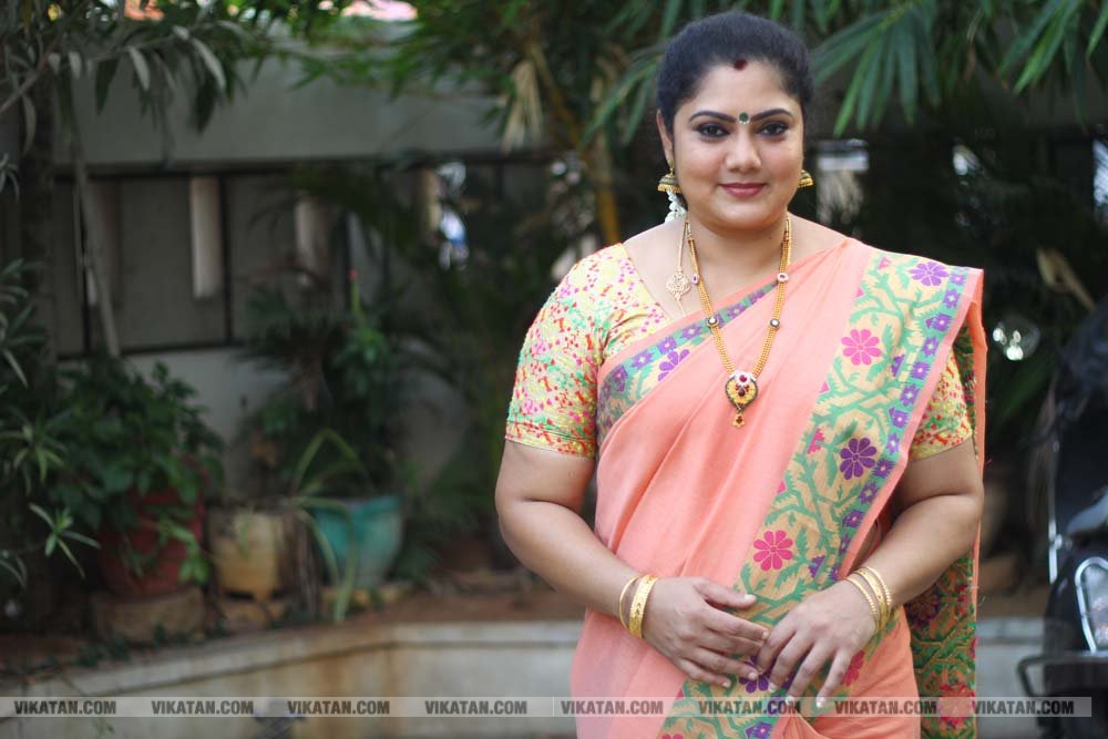 பூவே பூச்சூடவா ஷூட்டிங் ஸ்பாட் ஸ்டில்ஸ்... படங்கள் - அசோக்குமார்.தே பூவே பூச்சூடவா ஷூட்டிங் ஸ்பாட் ஸ்டில்ஸ்... படங்கள் - அசோக்குமார்.தே