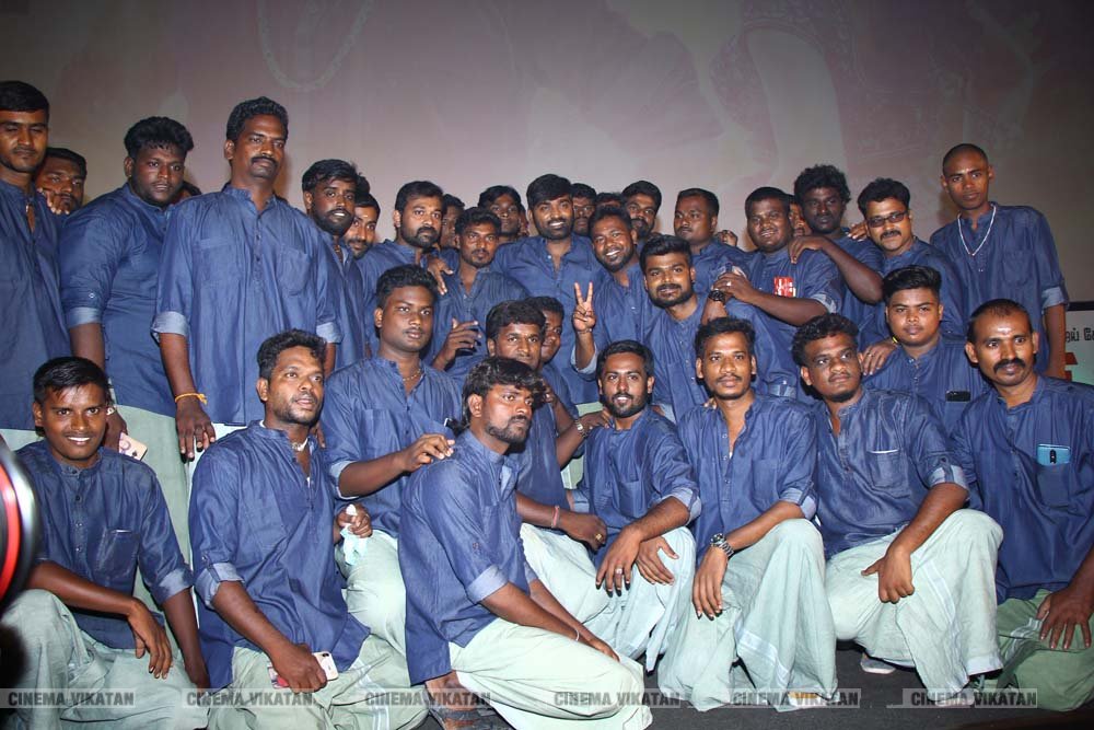 விஜய் சேதுபதி நடிக்கும் 'ஜுங்கா' ஆடியோ வெளியீட்டு விழா ஸ்டில்ஸ்... - ப.சரவணகுமார் விஜய் சேதுபதி நடிக்கும் 'ஜுங்கா' ஆடியோ வெளியீட்டு விழா ஸ்டில்ஸ்... - ப.சரவணகுமார்