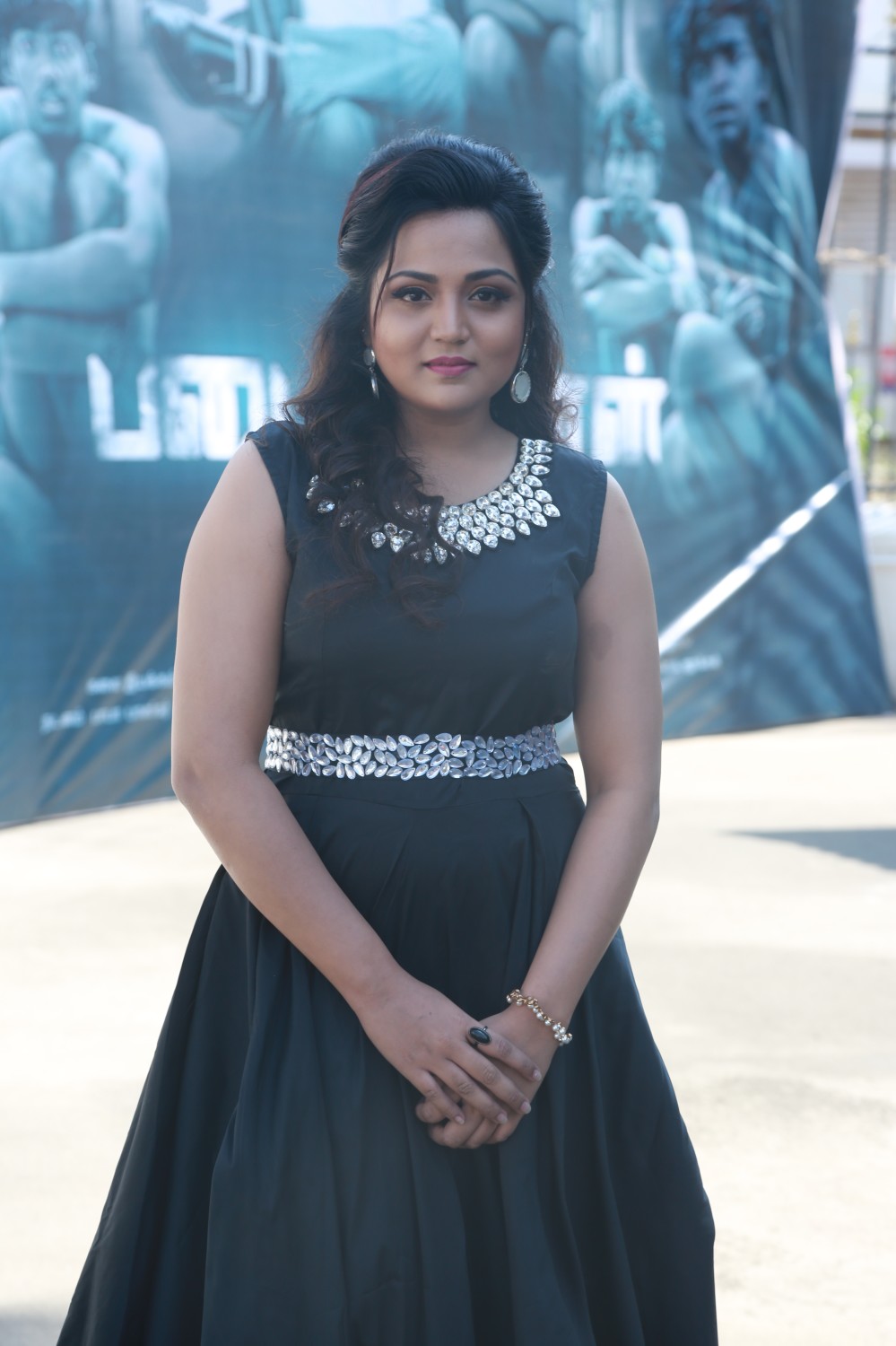 ’சிரிச்சா போச்சு’ ராமர் நடிக்கும் ’படைப்பாளன்’ படத்தின் பூஜை ஆல்பம்..! ’சிரிச்சா போச்சு’ ராமர் நடிக்கும் ’படைப்பாளன்’ படத்தின் பூஜை ஆல்பம்..!