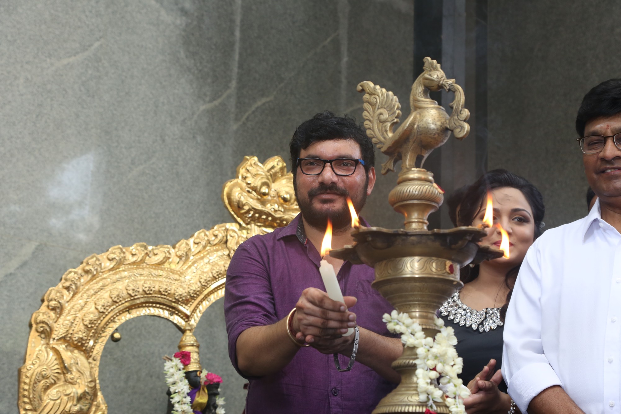 ’சிரிச்சா போச்சு’ ராமர் நடிக்கும் ’படைப்பாளன்’ படத்தின் பூஜை ஆல்பம்..! ’சிரிச்சா போச்சு’ ராமர் நடிக்கும் ’படைப்பாளன்’ படத்தின் பூஜை ஆல்பம்..!