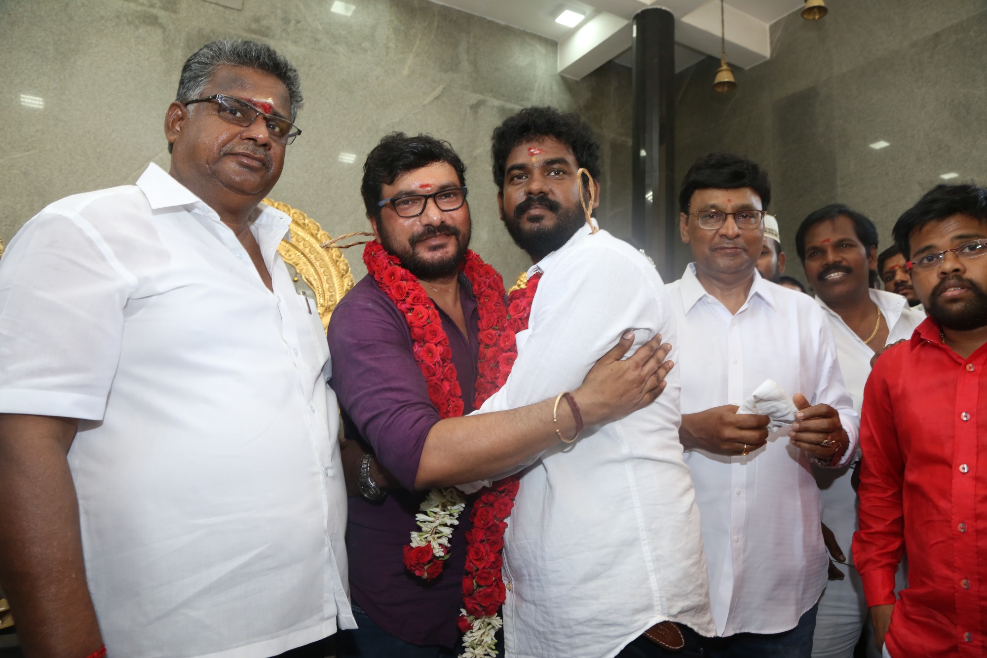 ’சிரிச்சா போச்சு’ ராமர் நடிக்கும் ’படைப்பாளன்’ படத்தின் பூஜை ஆல்பம்..! ’சிரிச்சா போச்சு’ ராமர் நடிக்கும் ’படைப்பாளன்’ படத்தின் பூஜை ஆல்பம்..!