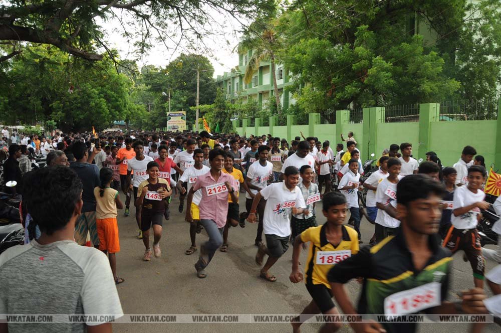 யோகா மாரத்தான்! படங்கள் - ரமேஷ் கந்தசாமி யோகா மாரத்தான்! படங்கள் - ரமேஷ் கந்தசாமி