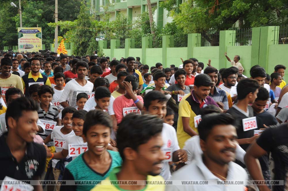யோகா மாரத்தான்! படங்கள் - ரமேஷ் கந்தசாமி யோகா மாரத்தான்! படங்கள் - ரமேஷ் கந்தசாமி