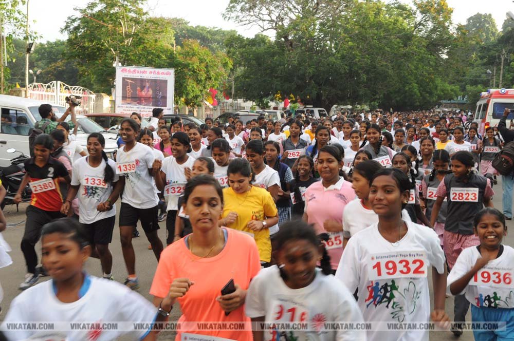 யோகா மாரத்தான்! படங்கள் - ரமேஷ் கந்தசாமி யோகா மாரத்தான்! படங்கள் - ரமேஷ் கந்தசாமி