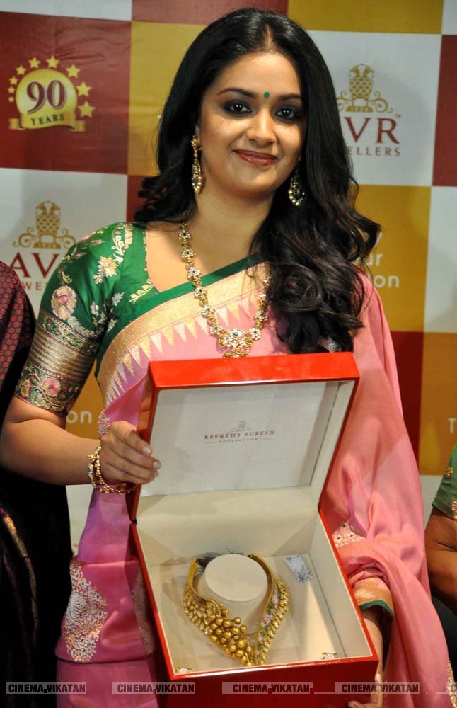 கீர்த்தி சுரேஷ் லேட்டஸ்ட் ஸ்டில்ஸ் - க.தனசேகரன் கீர்த்தி சுரேஷ் லேட்டஸ்ட் ஸ்டில்ஸ் - க.தனசேகரன்